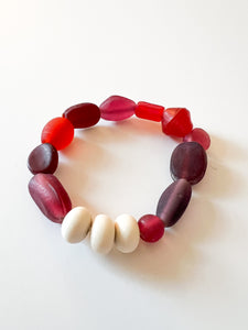 White Wood and Mixed Vintage Beads Bracelet