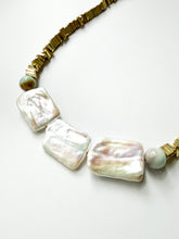 Load image into Gallery viewer, Lustre Pearl Necklace