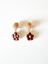 Load image into Gallery viewer, Natural Raffia and Brown Ceramic Floral Earrings