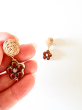 Load image into Gallery viewer, Natural Raffia and Brown Ceramic Floral Earrings