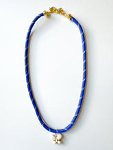 Load image into Gallery viewer, Blue Skies Paracord Necklace