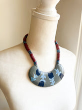 Load image into Gallery viewer, Handpainted Tulip Collar Necklace