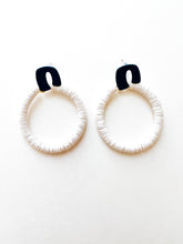 Load image into Gallery viewer, Nautical Blue Hoof Post with White Vinyl Disc Earrings