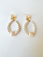 Load image into Gallery viewer, White and Natural Wood Floral Hoop Earrings