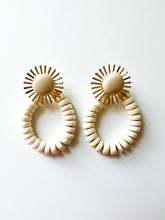 Load image into Gallery viewer, Tan Sunburst with White Wood Earrings