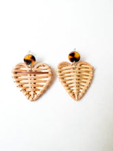 Load image into Gallery viewer, Tortoise and Rattan Heart Earrings